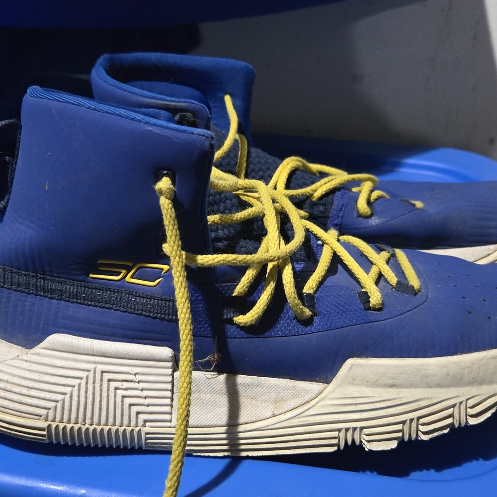 Under Armour Blue Sneakers with Yellow Laces